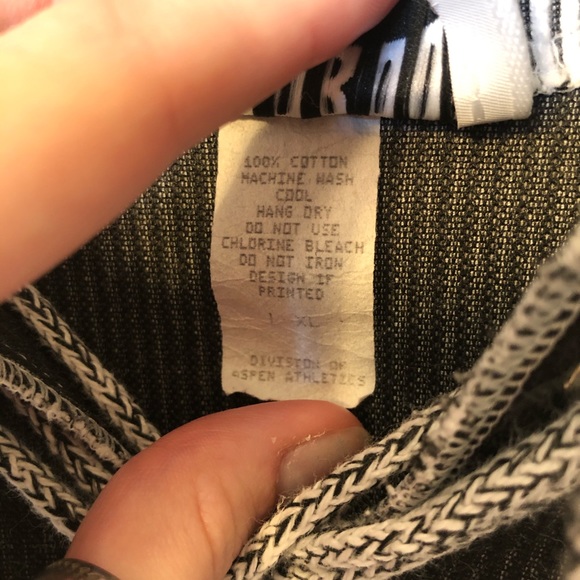 🔲 Striped USA Light Pullover🔲 - Picture 5 of 5